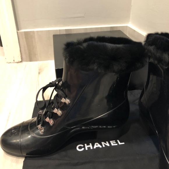 Brand new CHANEL short boots - Picture 5 of 8